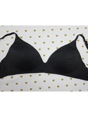 Victorias Secret Wireless NO WIRE T Shirt Lightly Lined Bra 36B